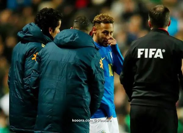 ?i=reuters%2f2018-11-20%2f2018-11-20t202746z_92809814_rc1e87e1e440_rtrmadp_3_soccer-friendly-bra-cmr_reuters
