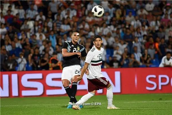 ?i=epa%2fsoccer%2f2018-11%2f2018-11-21%2f2018-11-21-07180561_epa