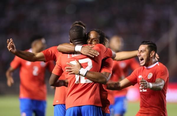 فرحة لاعبي منتخب كوستاريكا