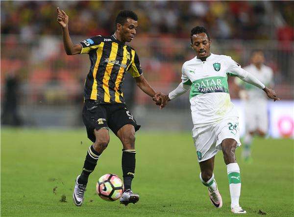 لقاء سابق بين الأهلي والاتحاد