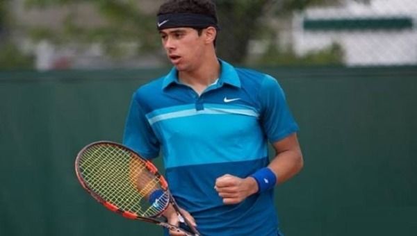 التونسي عزيز دوقاز