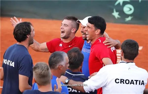 ?i=epa%2ftennis%2f2018-09%2f2018-09-16-07025810_epa