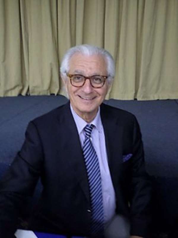 فريد عباس