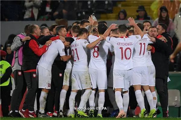 ?i=epa%2fsoccer%2f2018-11%2f2018-11-20%2f2018-11-20-07180395_epa