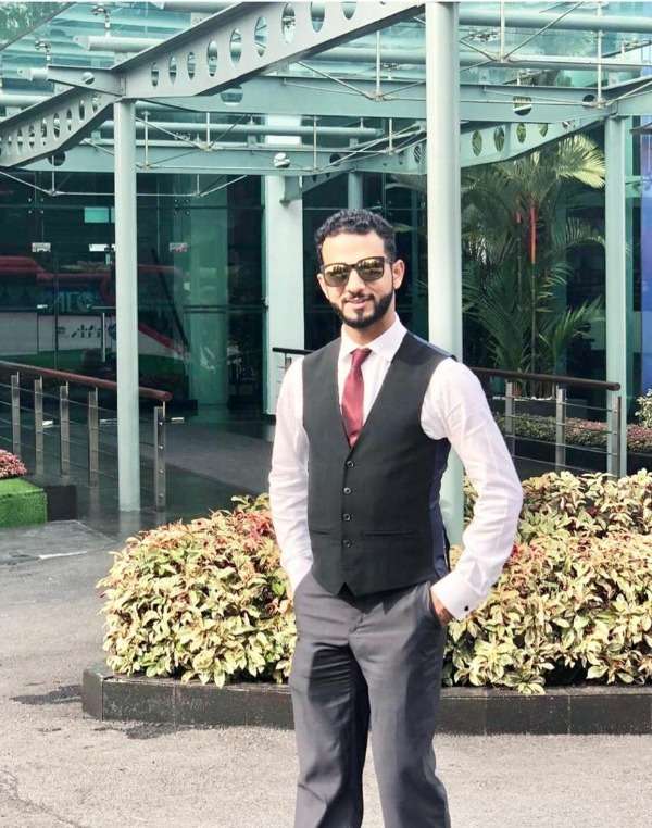 هلال الخروصي