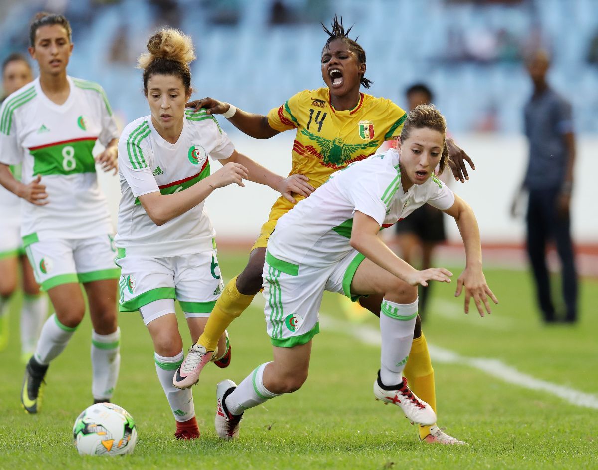 من لقاء الجزائر ومالي