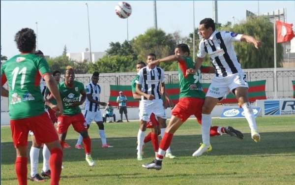 جانب من مباراة سابقة بين الفريقين