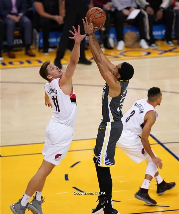 ?i=epa%2fbasketball%2f2018-11%2f2018-11-24-07185918_epa