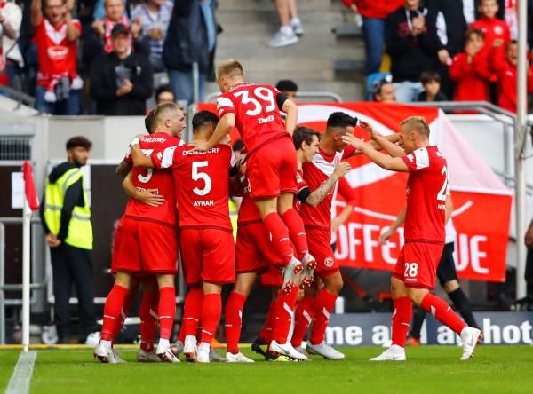 لاعبو فورتونا دوسلدورف