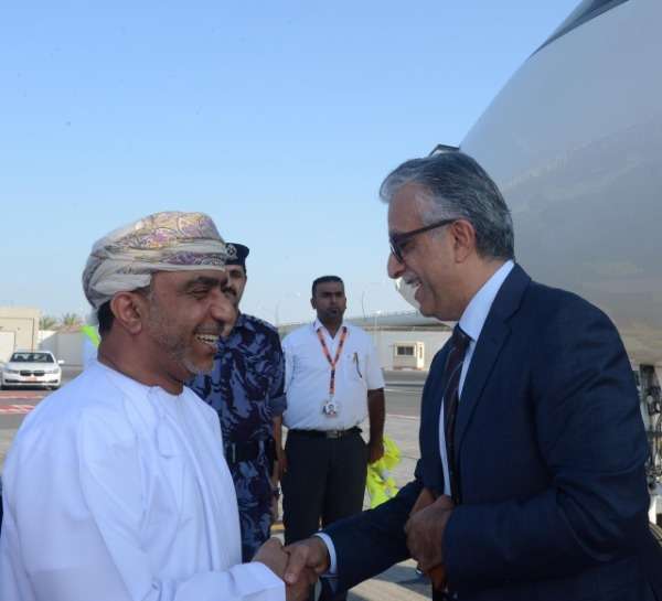 الوهيبي مع رئيس الاتحاد الآسيوي الشيخ سلمان