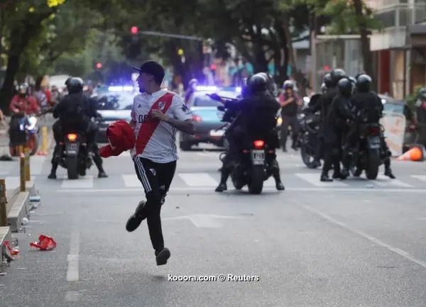 ?i=reuters%2f2018-11-25%2f2018-11-25t000950z_1110390389_rc14c7e27900_rtrmadp_3_soccer-libertadores-riv-boj_reuters