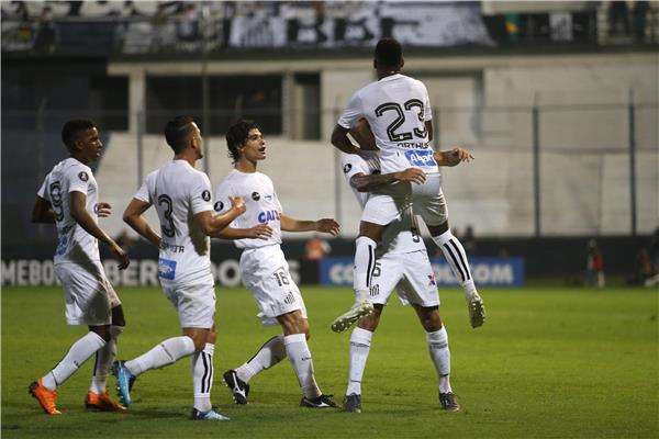 لاعبو سانتوس