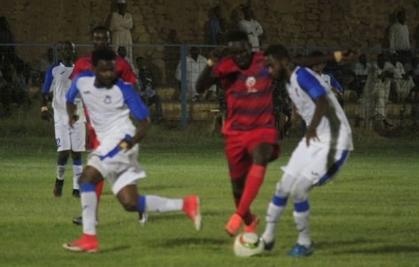 من مباراة الموردة والهلال الأبيض