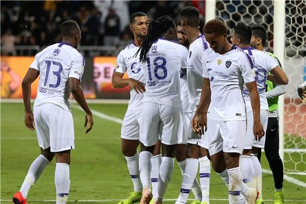 لاعبو الهلال