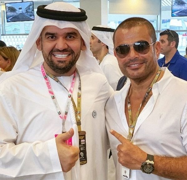  عمرو دياب مع الجسمي خلال السباق