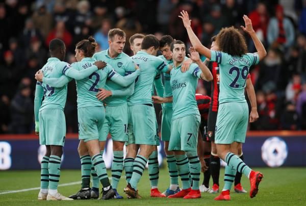 لاعبو آرسنال