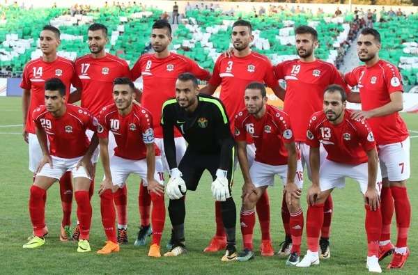 لاعبو فريق الجزيرة