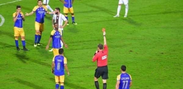 لحظة طرد ماثيوس