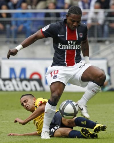 2010-08-29t154112z_01_vak05_rtridsp_3_soccer-france_reuters