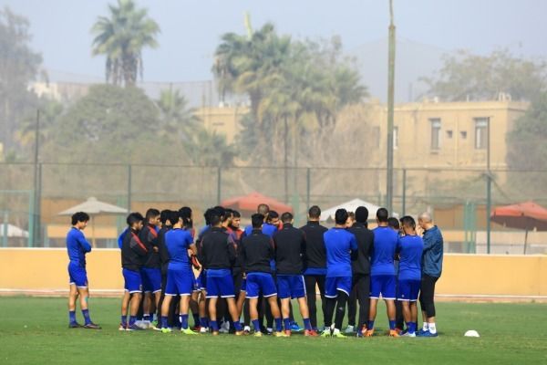 لاعبو الأهلي 