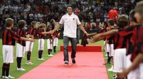 2010-08-29t201905z_01_aga112_rtridsp_3_soccer-italy_reuters