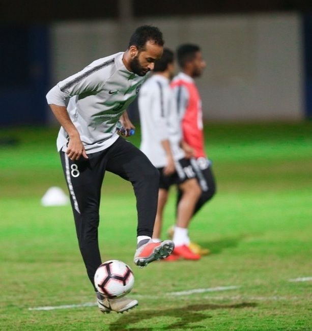 A03E9DEC-B462-4E49-B773-CF202D5723F3