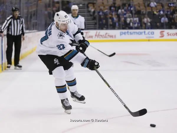 ?i=reuters%2f2018-11-29%2f2018-11-29t035928z_1350971107_nocid_rtrmadp_3_nhl-san-jose-sharks-at-toronto-maple-leafs_reuters