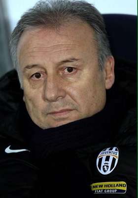 الإيطالي ألبرتو زاكيروني 