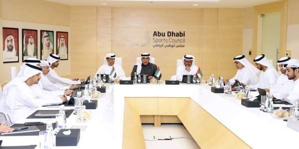 من الاجتماع