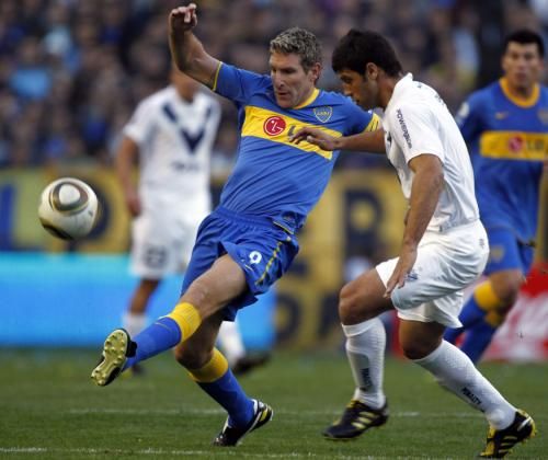 2010-08-29t224441z_01_bas108_rtridsp_3_soccer-latam_reuters