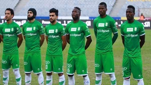 سيسيه مع لاعبي الاتحاد