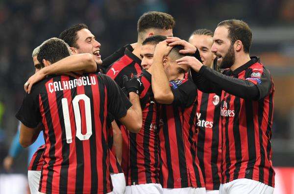 فرحة لاعبي ميلان