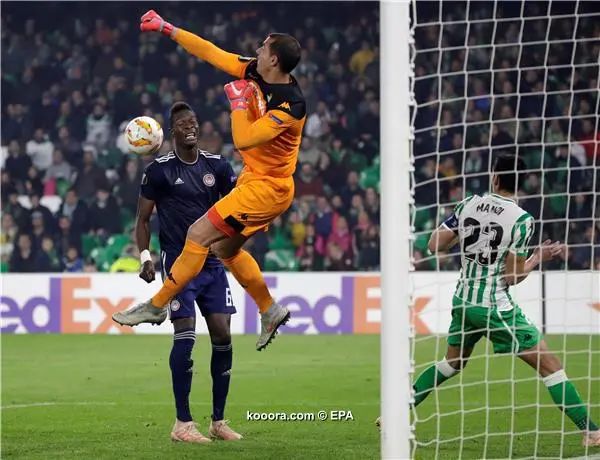 ?i=epa%2fsoccer%2f2018-11%2f2018-11-29%2f2018-11-29-07198120_epa