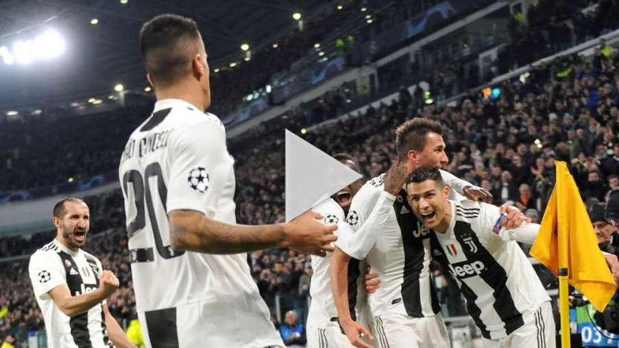 رونالدو مع زملائه في يوفنتوس