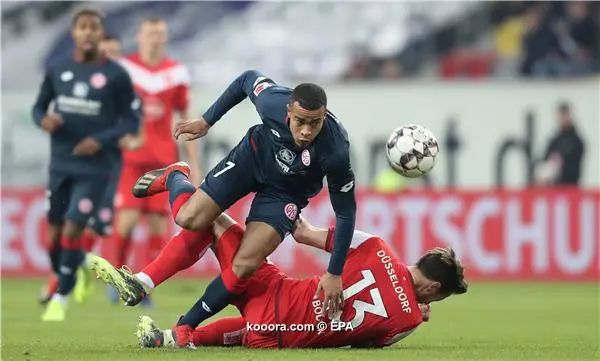 ?i=epa%2fsoccer%2f2018-11%2f2018-11-30%2f2018-11-30-07200419_epa