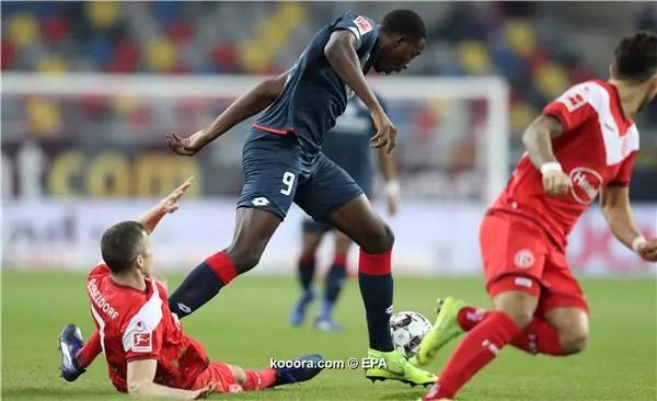 ?i=epa%2fsoccer%2f2018-11%2f2018-11-30%2f2018-11-30-07200424_epa