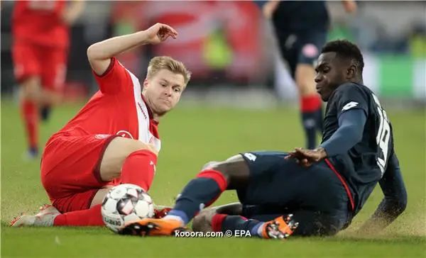 ?i=epa%2fsoccer%2f2018-11%2f2018-11-30%2f2018-11-30-07200484_epa