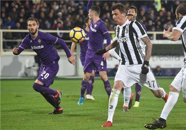 مباراة سابقة بين يوفنتوس وفيورنتينا