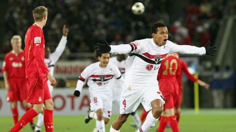 من لقاء ليفربول وساوباولو