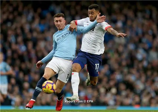 ?i=epa%2fsoccer%2f2018-12%2f2018-12-01%2f2018-12-01-07201746_epa