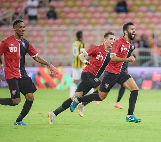لاعبو الرائد
