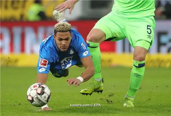 ?i=epa%2fsoccer%2f2018-12%2f2018-12-01%2f2018-12-01-07202345_epa