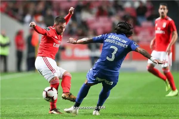 ?i=epa%2fsoccer%2f2018-12%2f2018-12-01%2f2018-12-01-07202337_epa