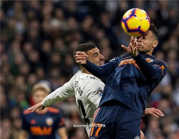 ?i=epa%2fsoccer%2f2018-12%2f2018-12-01%2f2018-12-01-07202625_epa