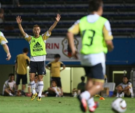 هوندا تواجد بقوة في أولى التدريبات للساموراي الأزرق