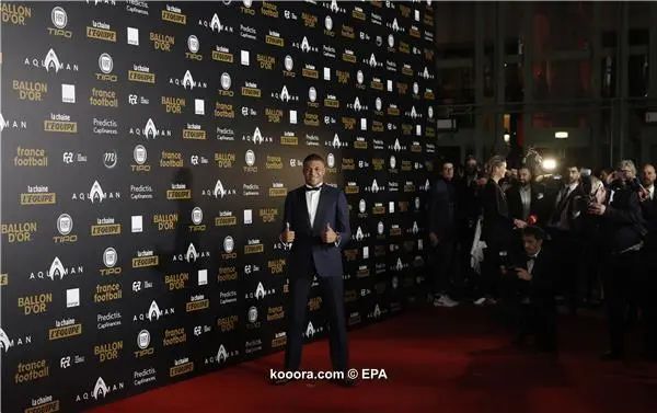 ?i=epa%2fsoccer%2f2018-12%2f2018-12-03%2f2018-12-03-07206617_epa