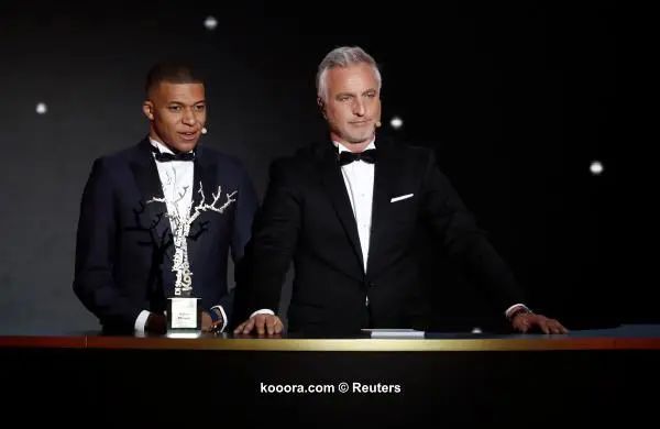 ?i=reuters%2f2018-12-03%2f2018-12-03t202701z_2048610832_rc14369c9cb0_rtrmadp_3_soccer-ballon_reuters