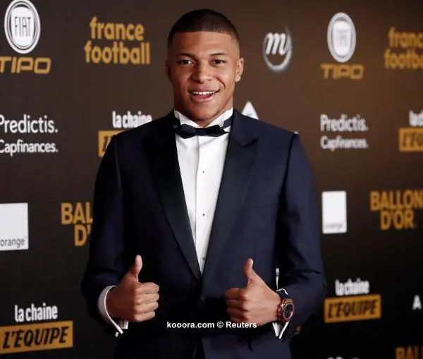 ?i=reuters%2f2018-12-03%2f2018-12-03t190200z_12784651_rc1bbd364690_rtrmadp_3_soccer-ballon_reuters