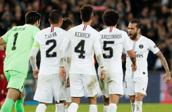 ألفيس مع سان جيرمان