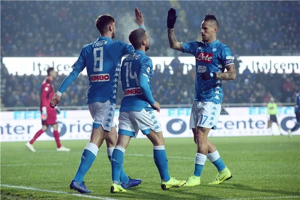 لاعبو نابولي 